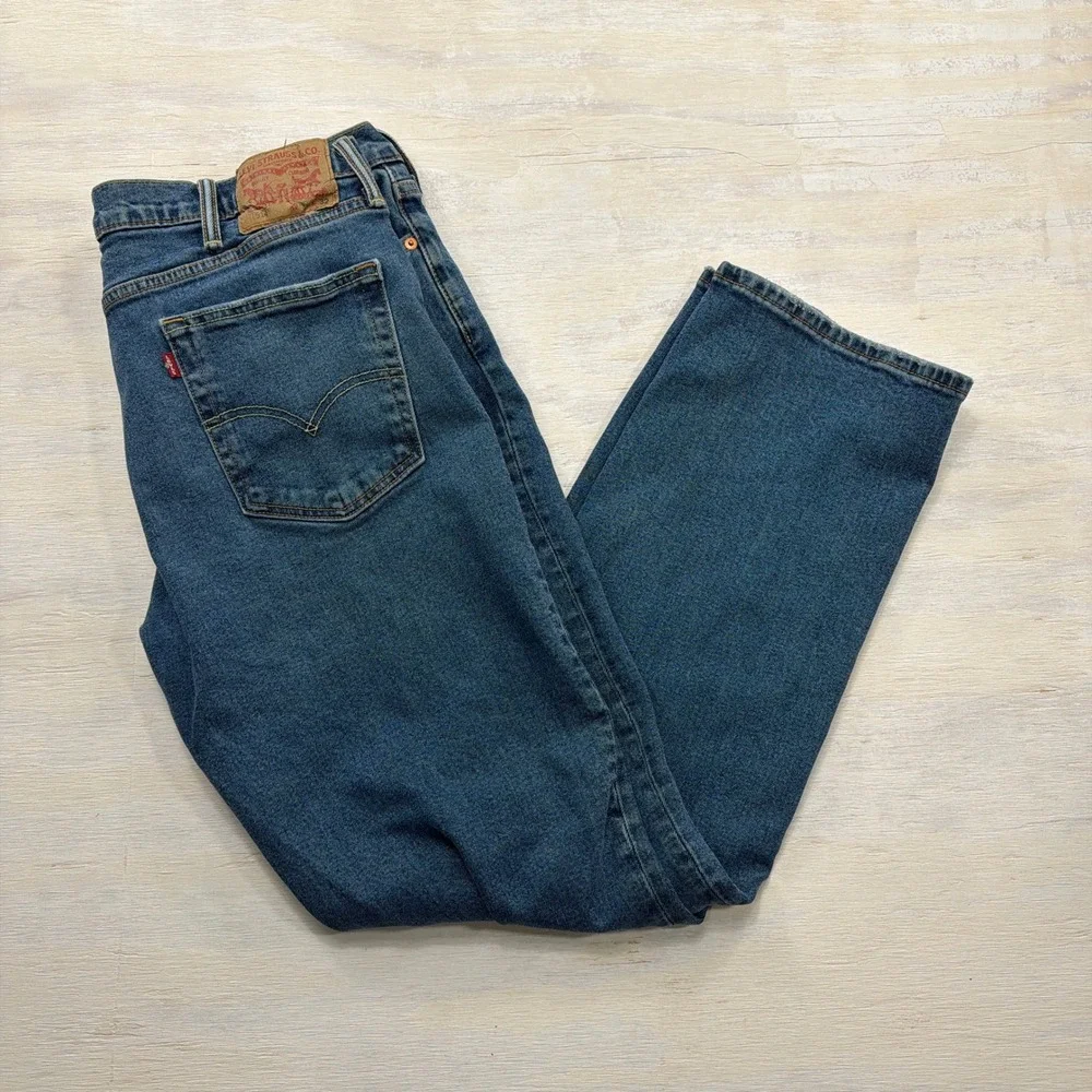 Levi's Jeans 514 Straight Fit Classic Five Pocket Medium Wash Blue Mens 38x32